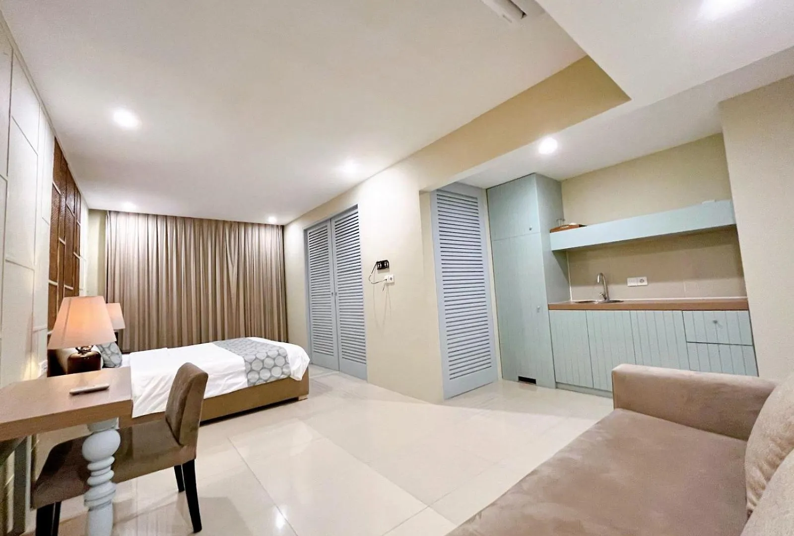 Astana Residence Seminyak Hotel