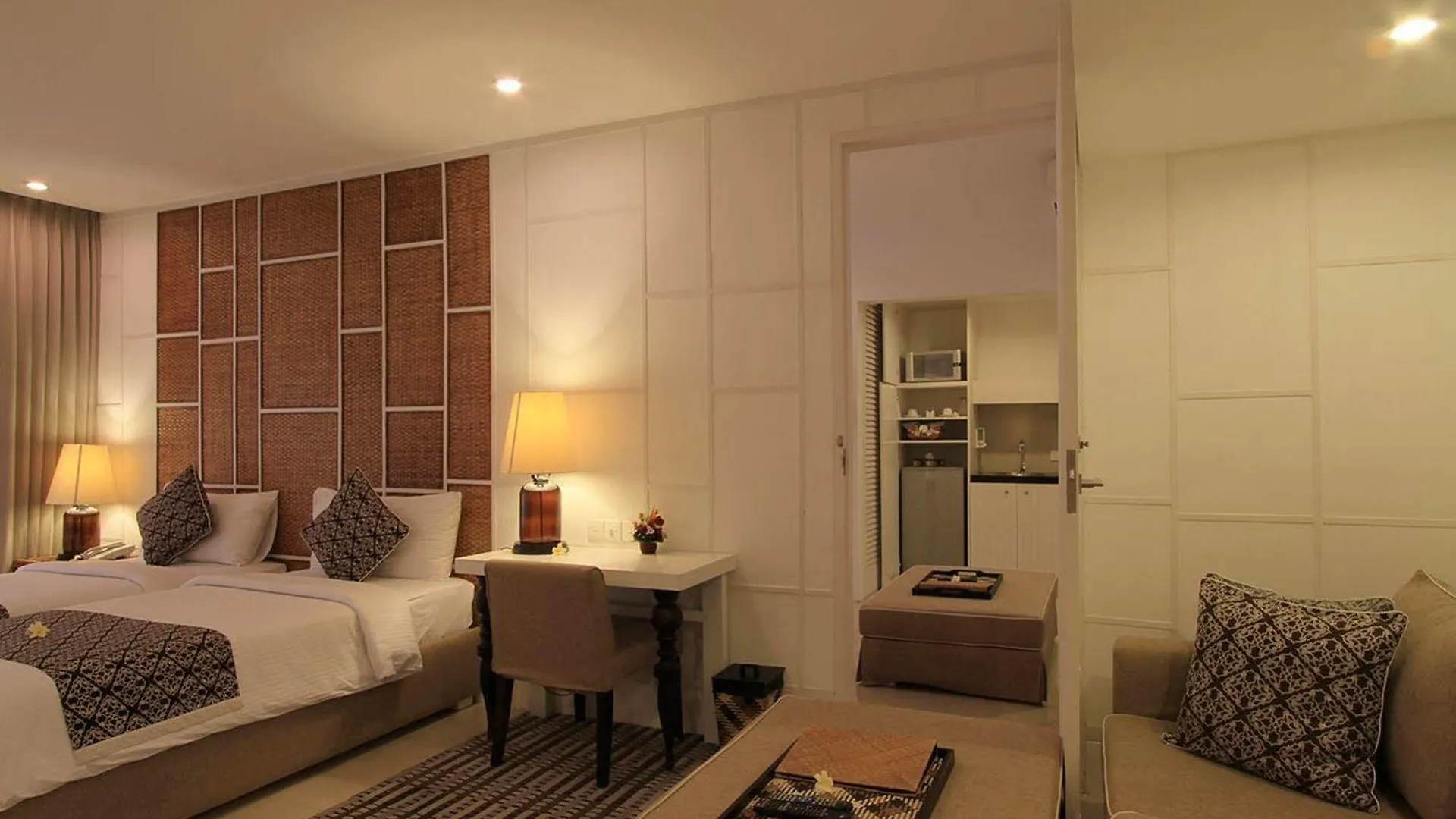 Astana Residence Seminyak 4*,